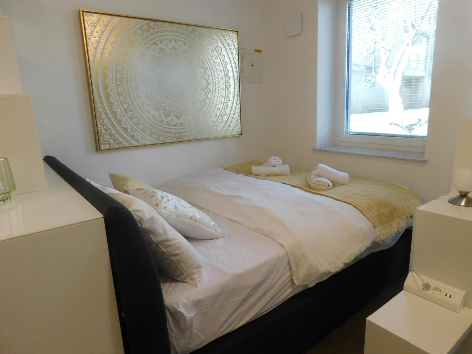 Modern Center Studio Under The Castle - Free Parking Apartma *